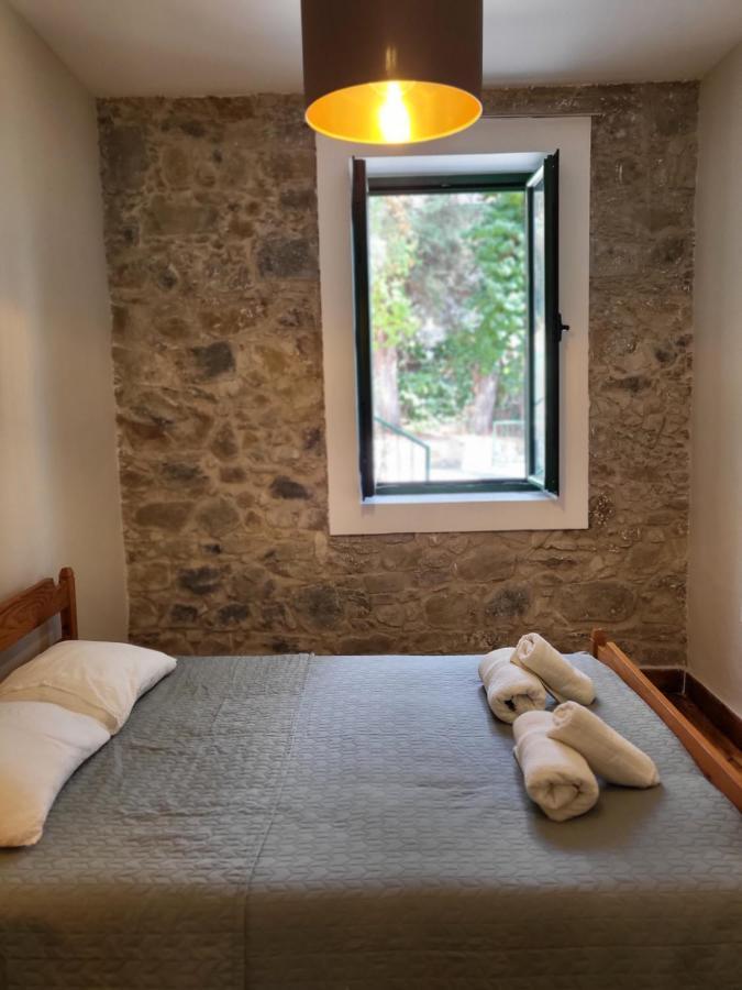 Theplatres.Nest Villa Exterior photo